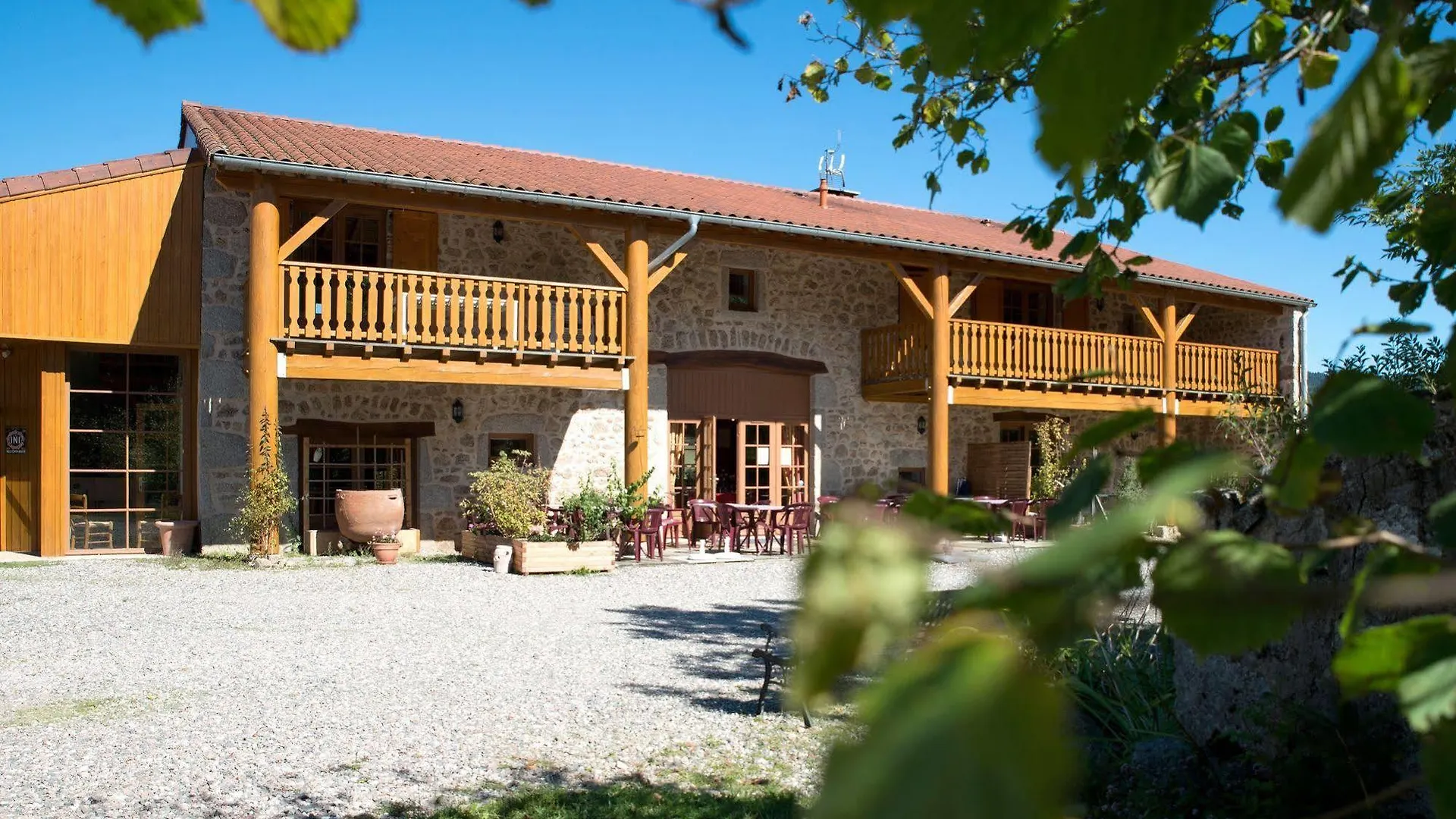 Hotel Domaine de la Plagnette à Les Salles 3*,