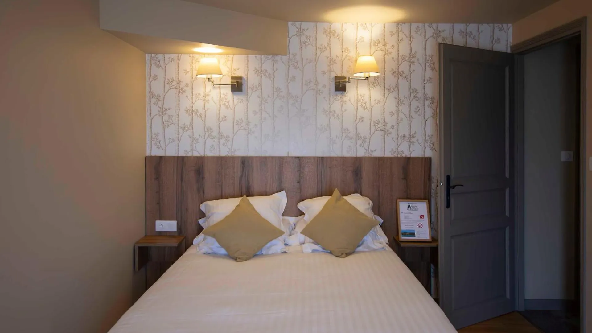 ***  Domaine De La Plagnette *** Hotel Les Salles France