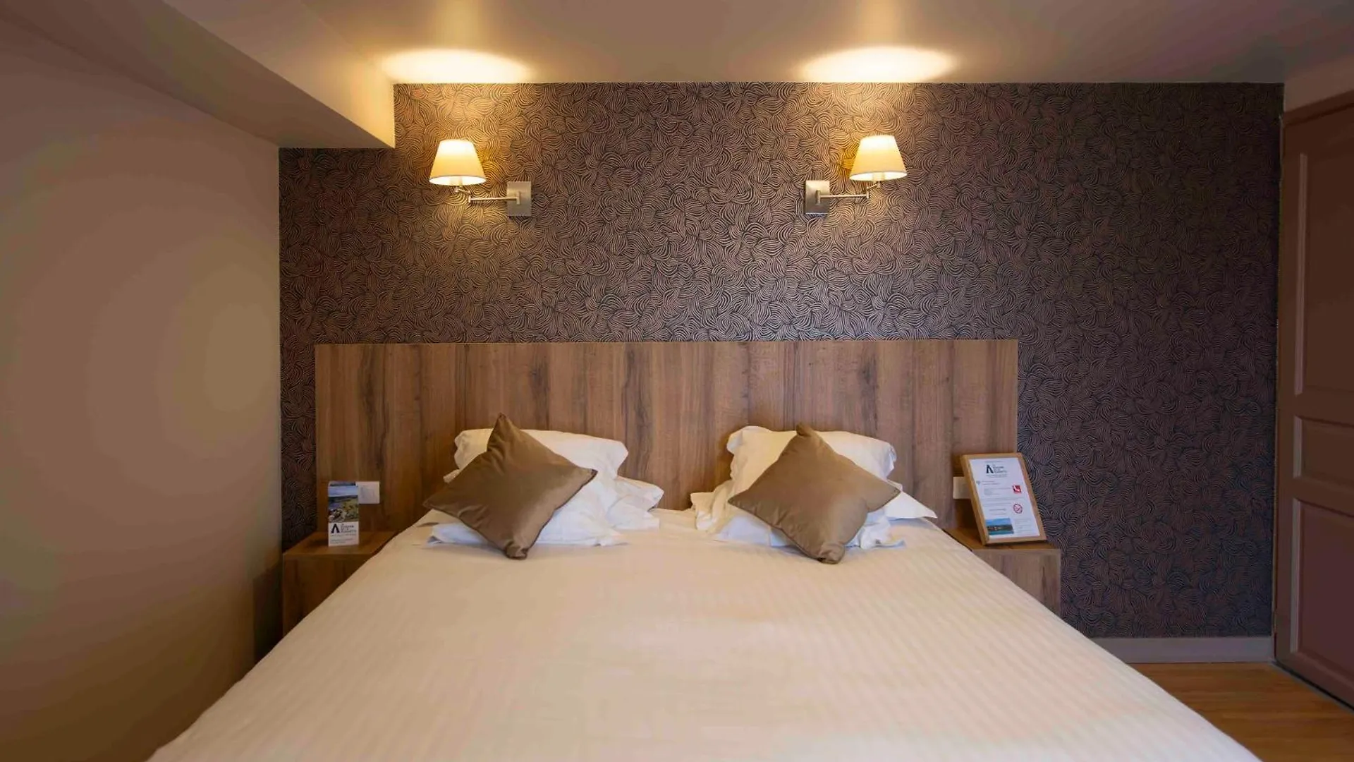 ***  Domaine De La Plagnette *** Hotel Les Salles France